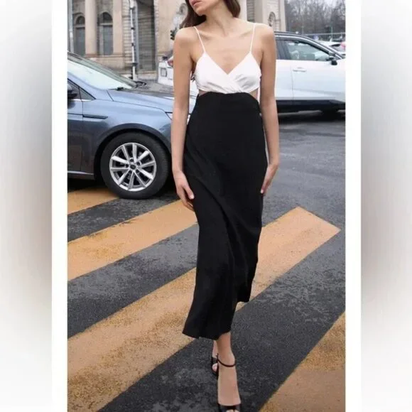 Zara Two Toned Cut Out Midi Dress NWT Black White Size Medium - Picture 4 of 13
